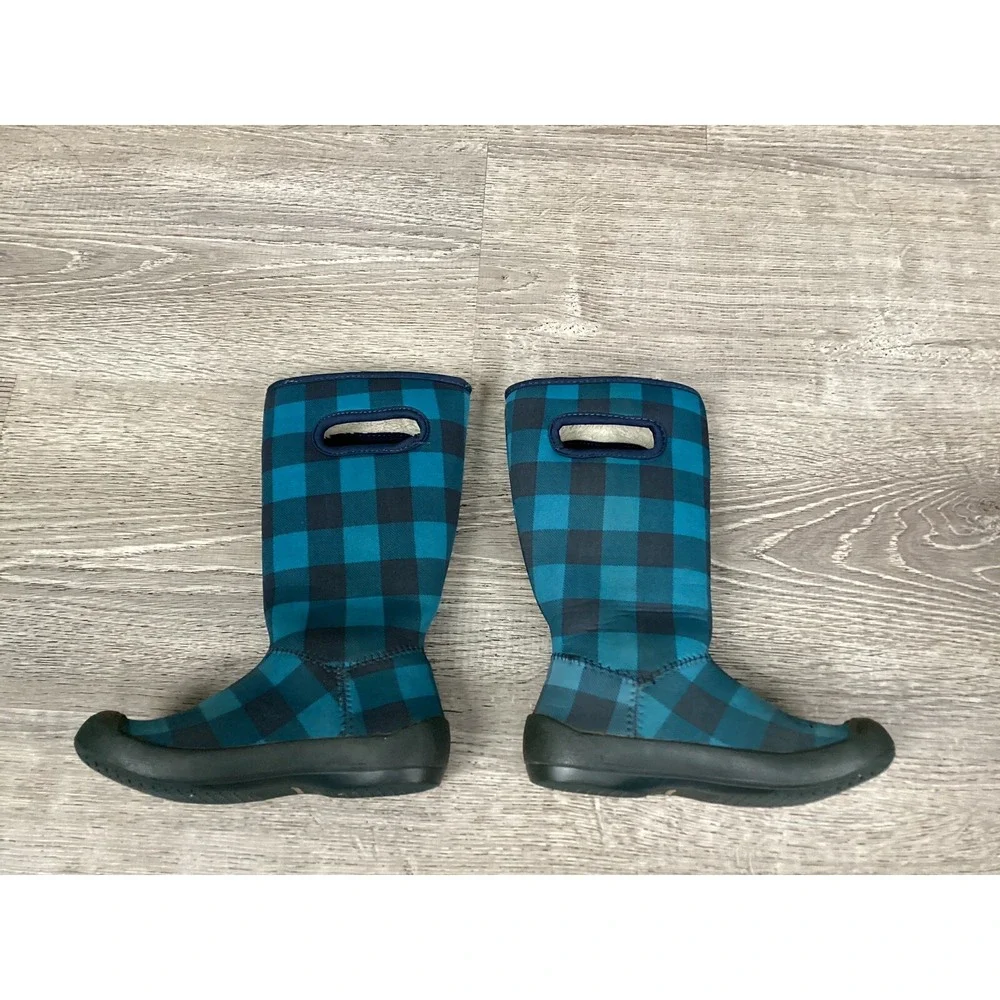 Bogs Summit Buff Blue Black Plaid Boots Youth Size 10 Winter Boots 71678
